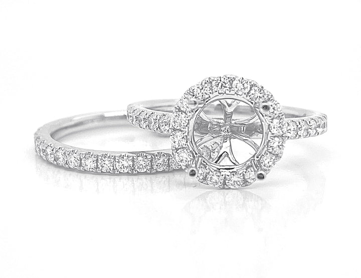 18kt White Gold Diamond Halo Semi Mount