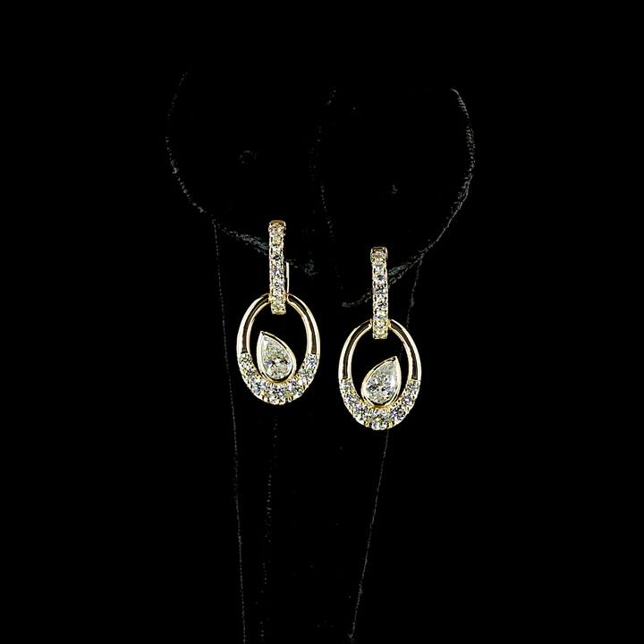 14kt Yellow Gold Lab Diamond Dangling Earring