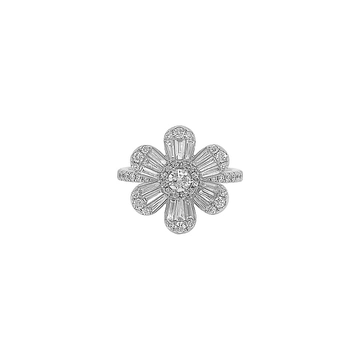 18kt White Gold Diamond Ring