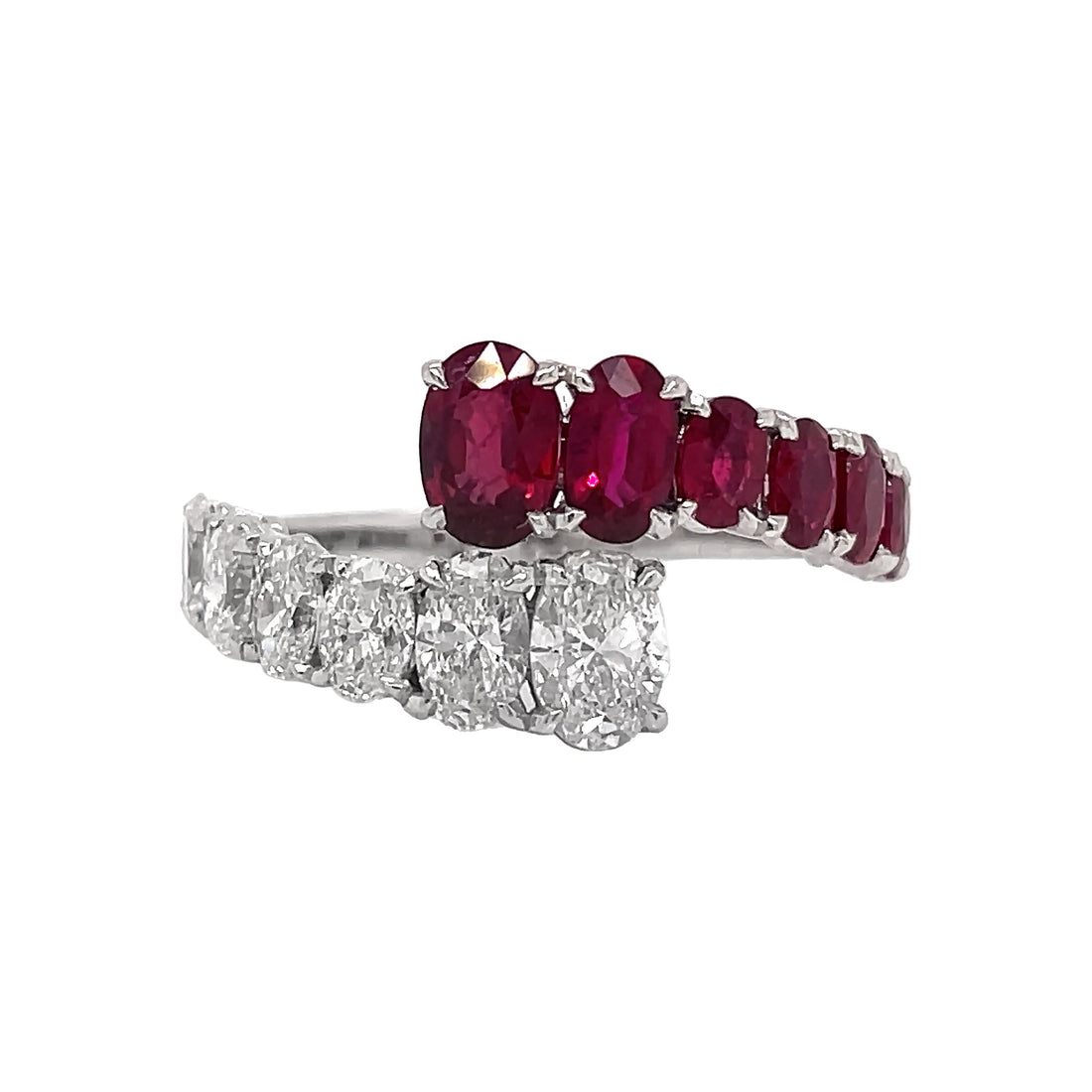18kt White Gold Diamond And Ruby Ring