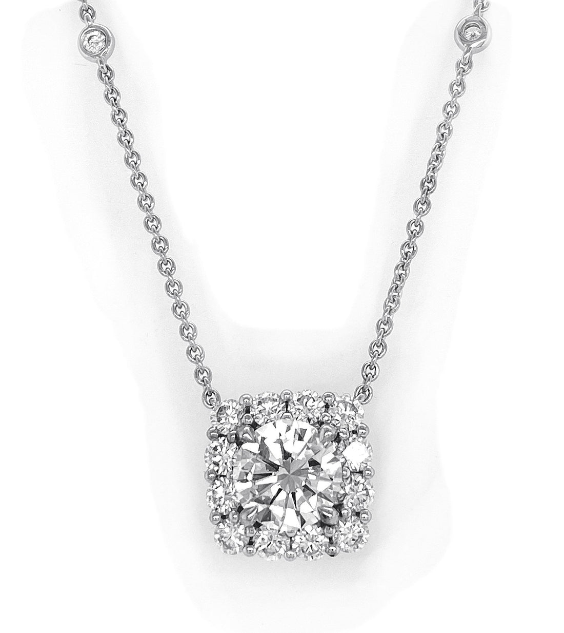 18kt White Gold Diamond Necklace
