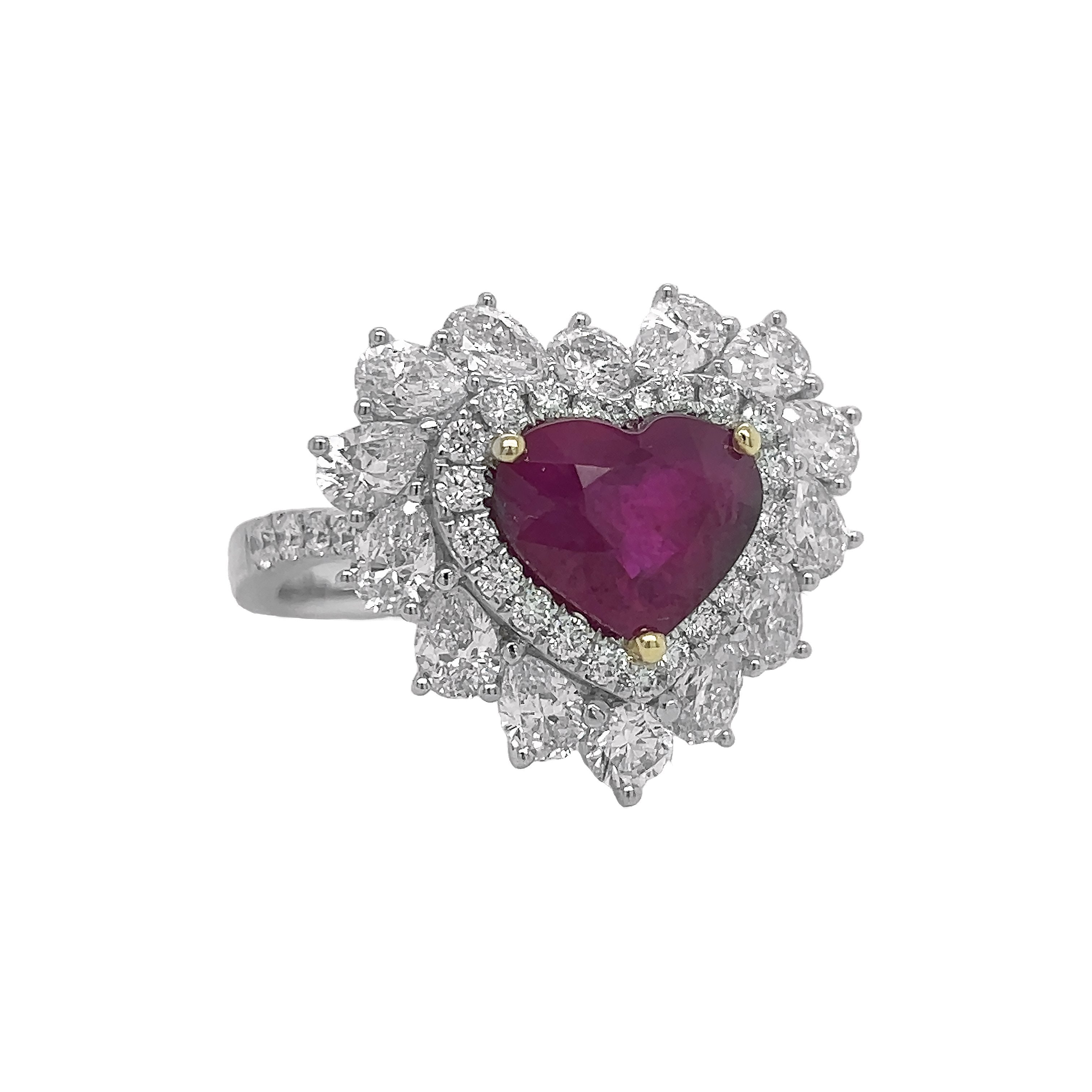 18kt White Gold Diamond And Ruby Ring