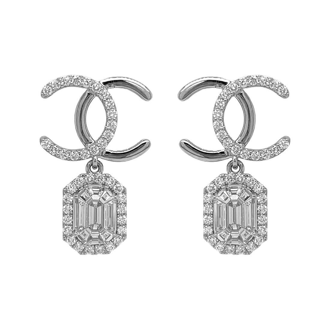 18kt White Gold Diamond Dangling Earrings