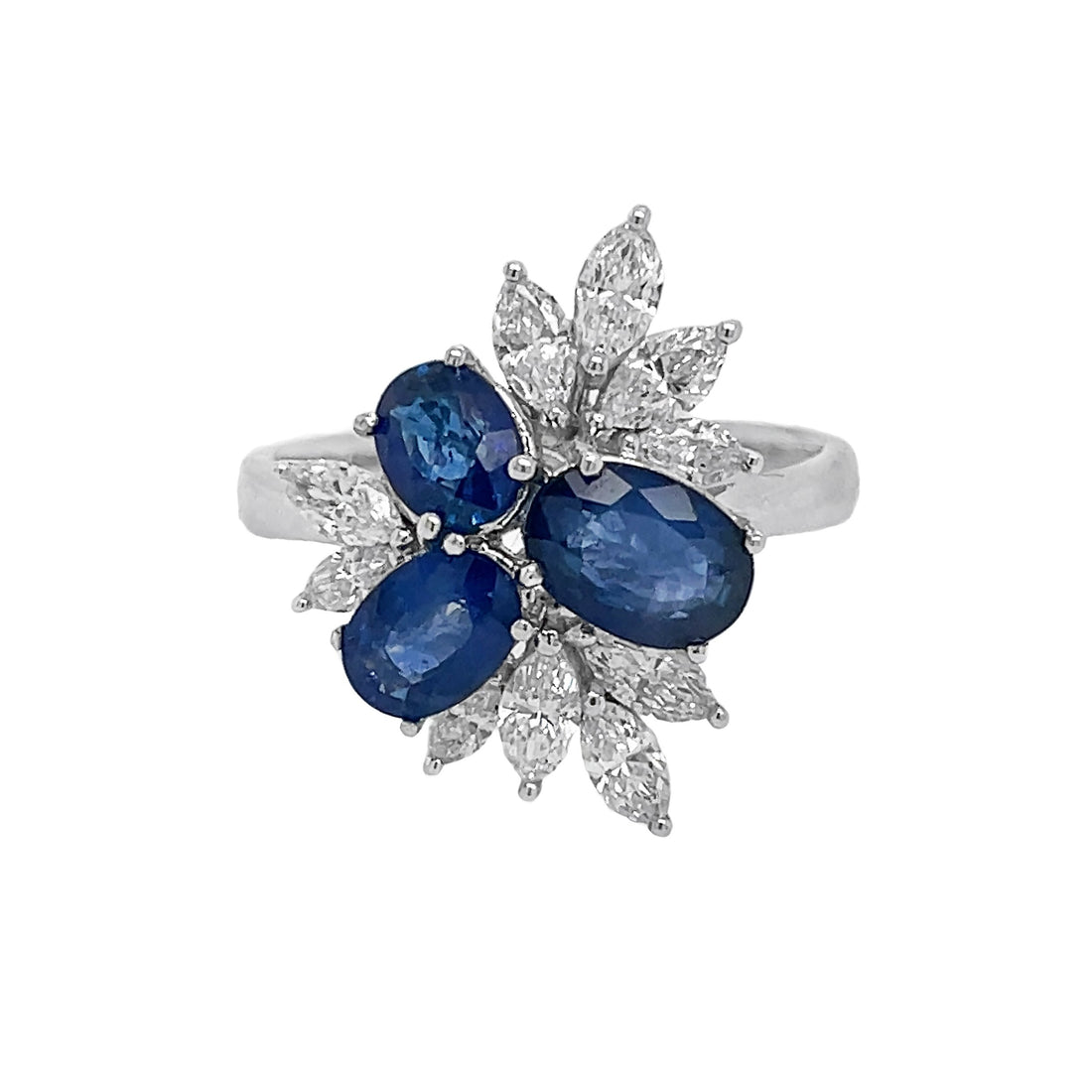 18kt White Gold Diamond and Blue Sapphire Ring