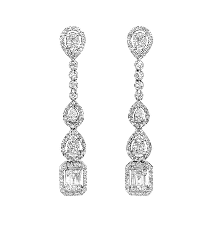 18kt White Gold Diamond Earrings