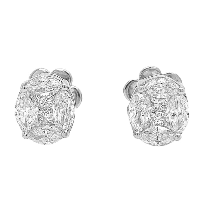 18kt White Gold Diamond Studs