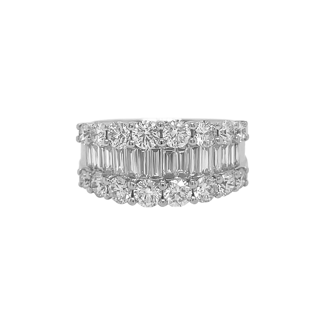 18kt White Gold Diamond Band