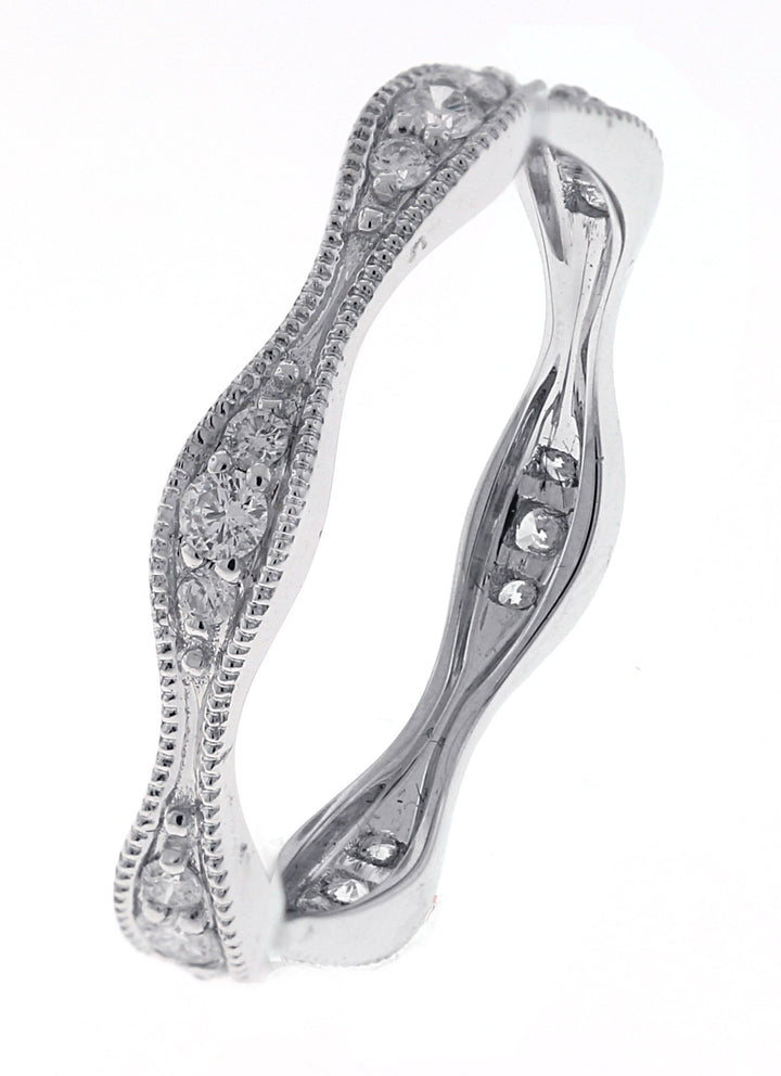 18kt White Gold Diamond Band