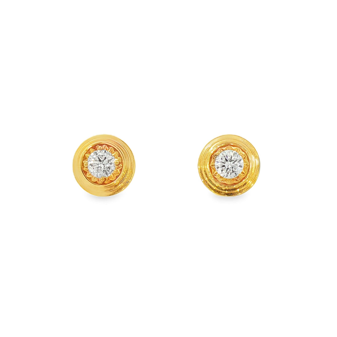 18kt Yellow Gold Diamond Earrings