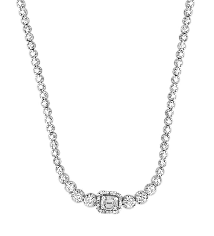 18kt White Gold Diamond Necklace