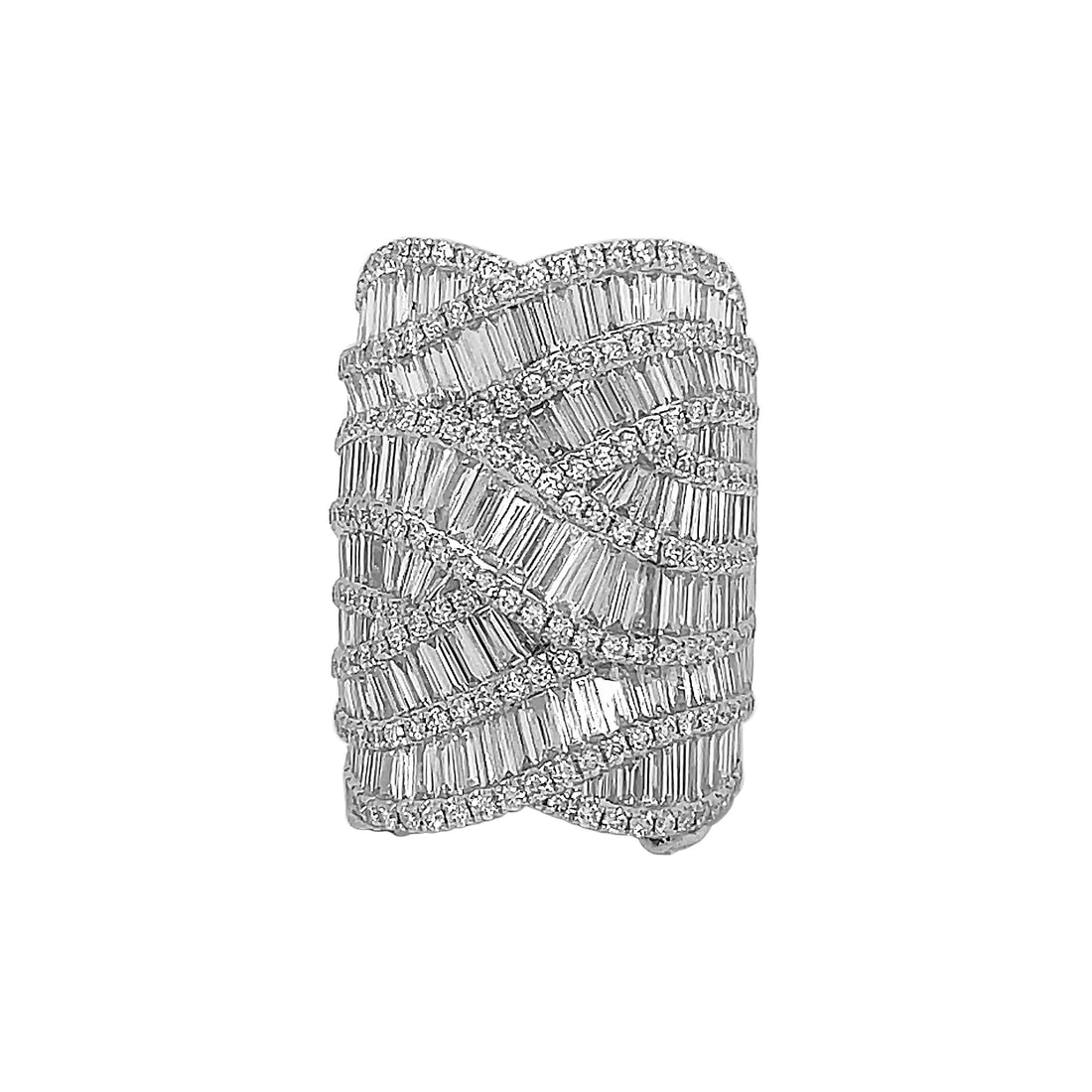 18kt White Gold Diamond Ring