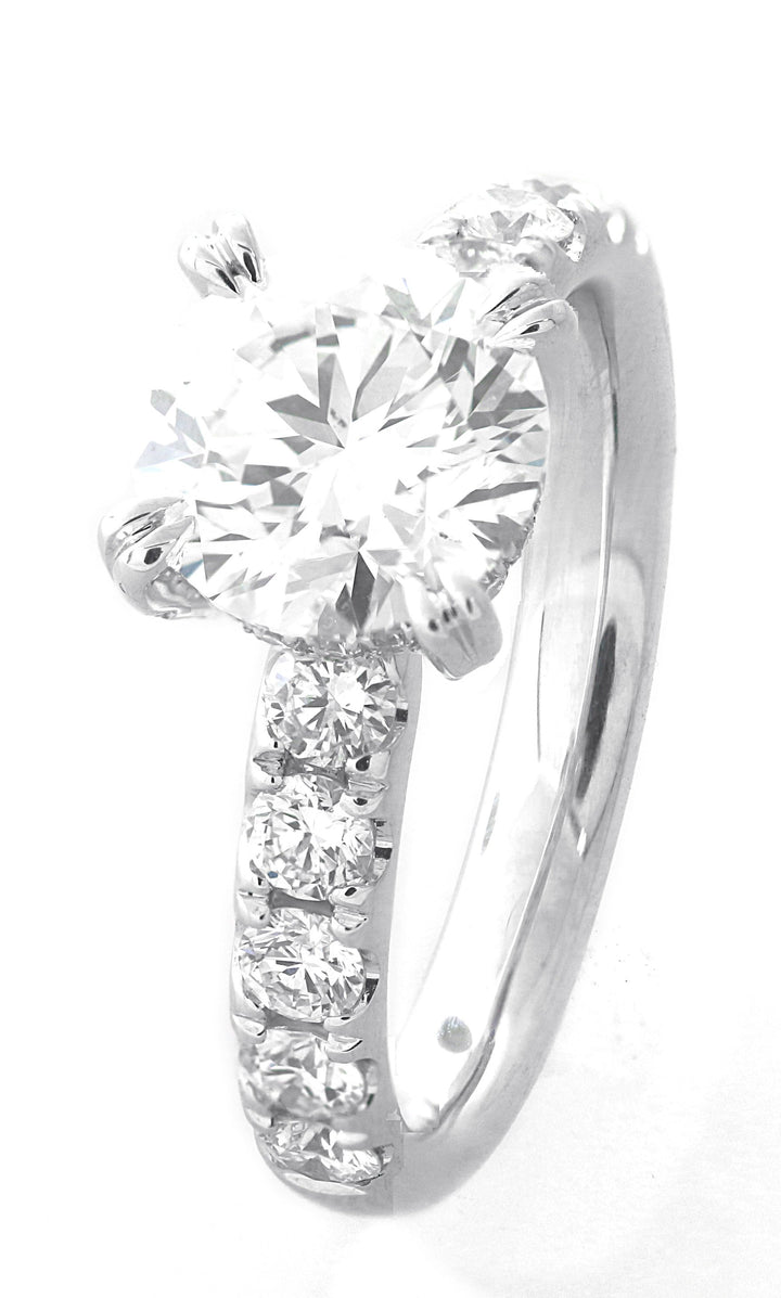 18kt White Gold Diamond Ring