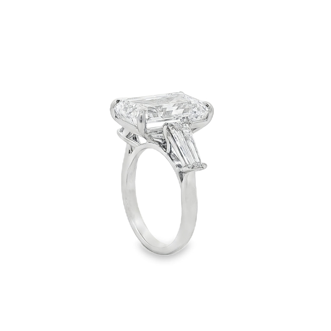 14kt White Gold Lab Diamond Ring