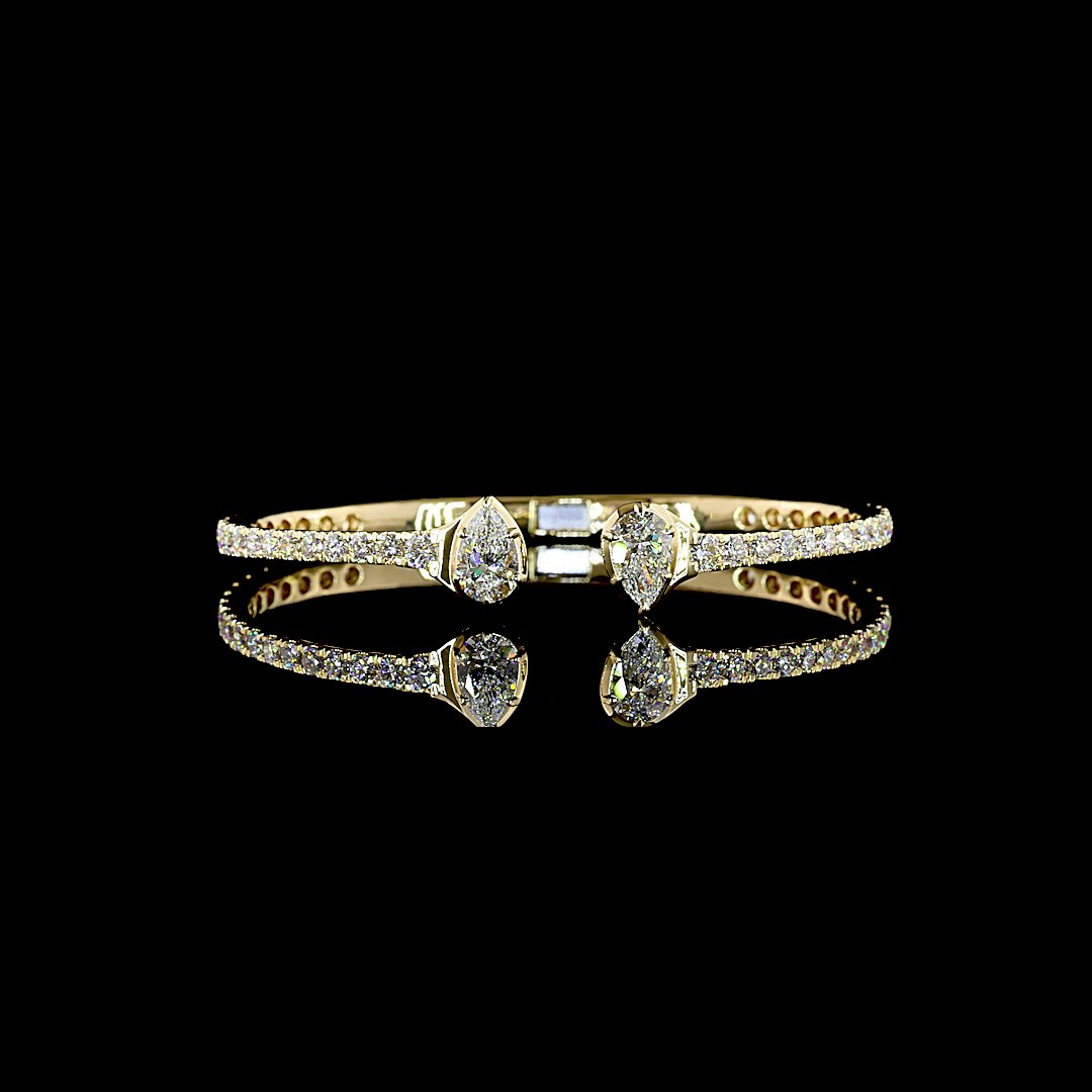 14kt Yellow Gold Lab Diamond Bangle