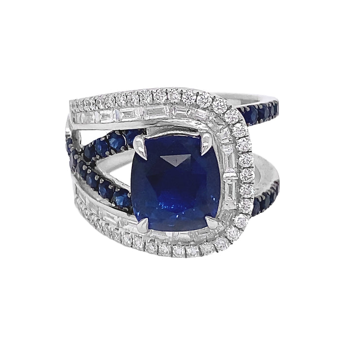 18kt White Gold Diamond and Sapphire Ring