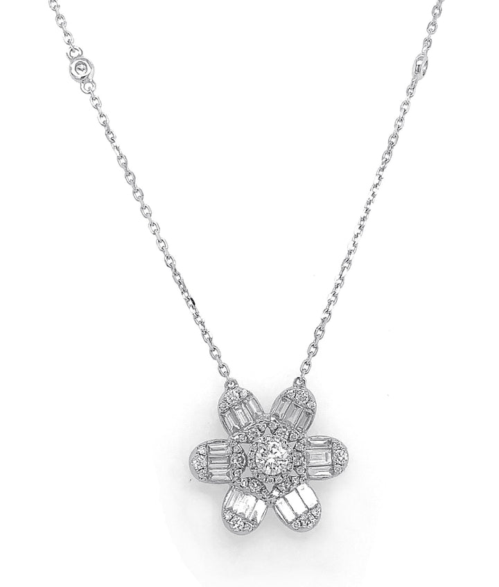 18kt White Gold Diamond Necklace