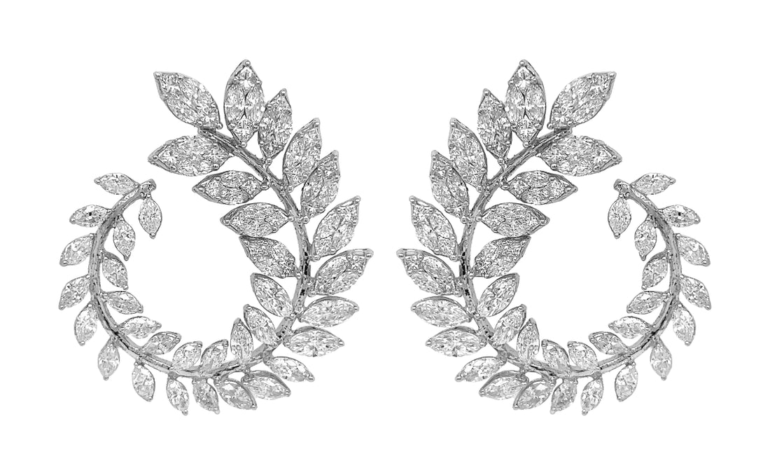 18kt White Gold Diamond Earrings