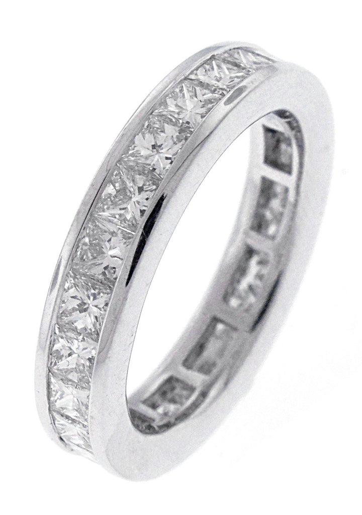 18kt White Gold Diamond Band