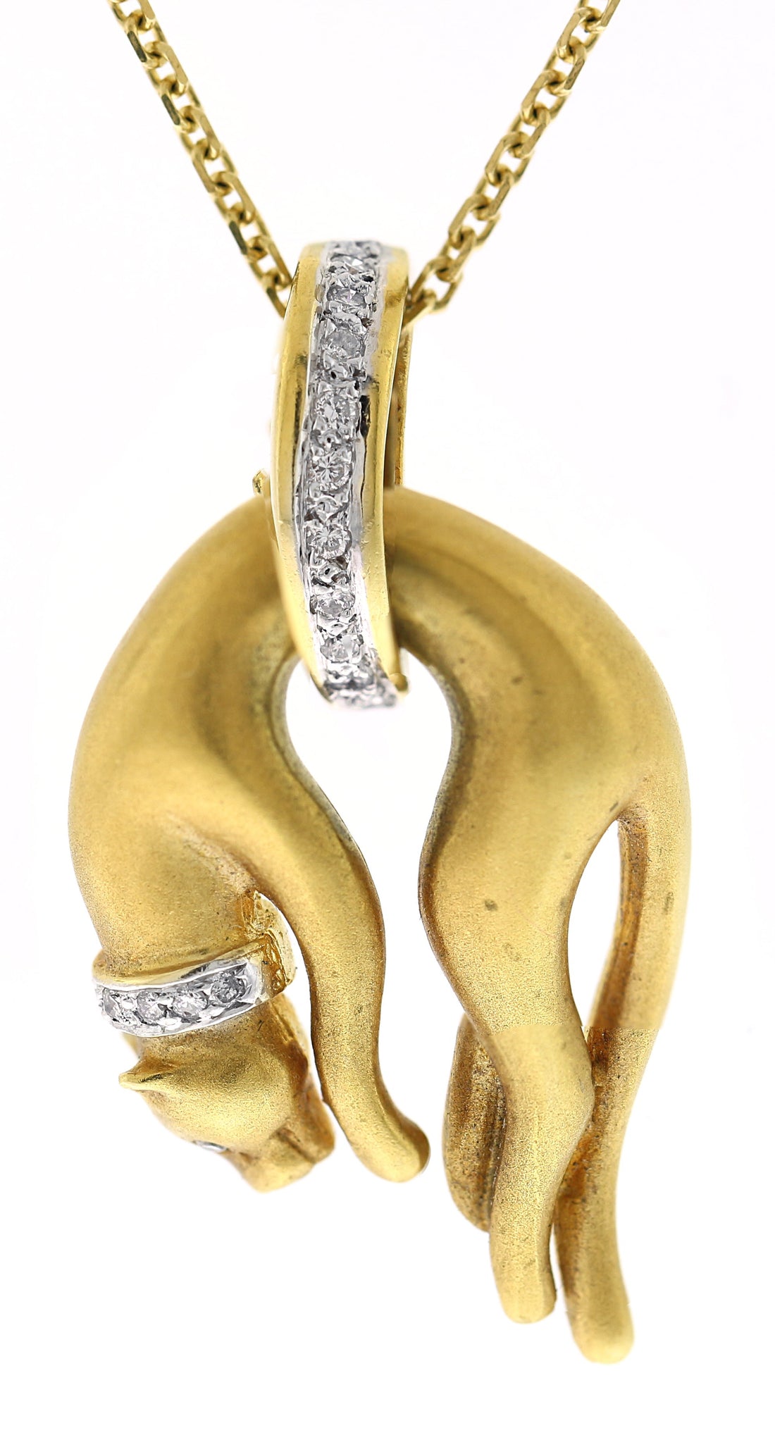 18kt Yellow Gold Diamond Cat Pendant