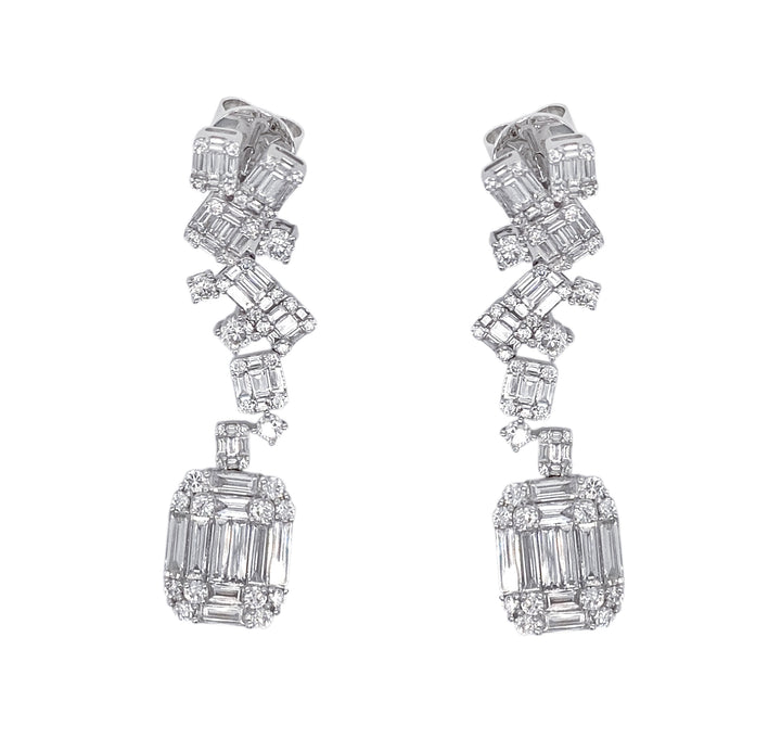 18kt White Gold Diamond Earrings