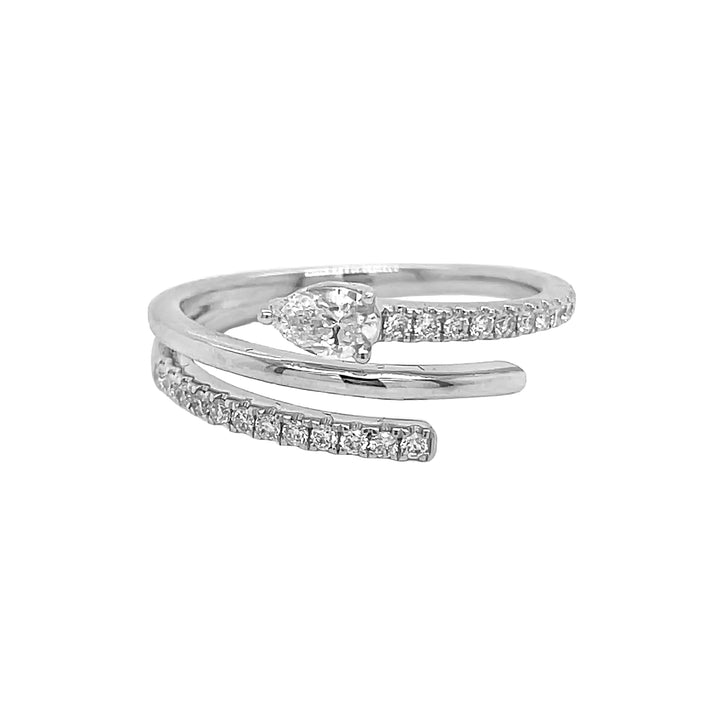 18kt White Gold Diamond Ring