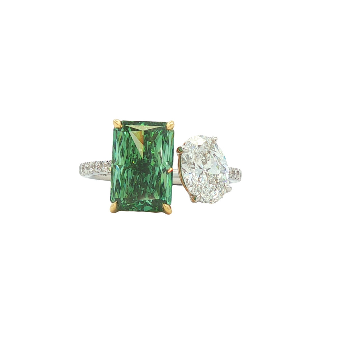 18kt White Gold Lab Diamond Ring