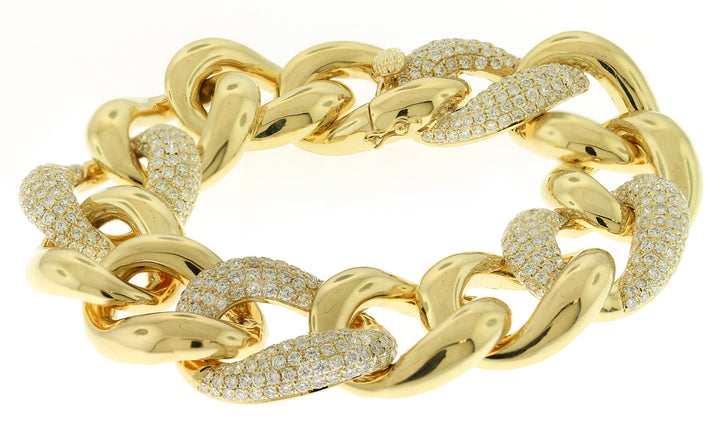 18kt Yellow Gold Diamond Bracelet