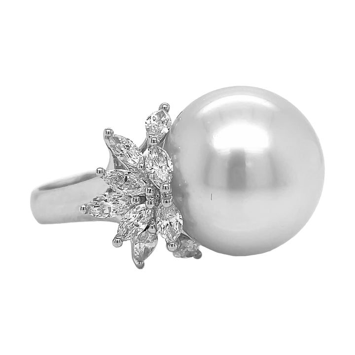 18kt White Gold Diamond and Pearl Ring.