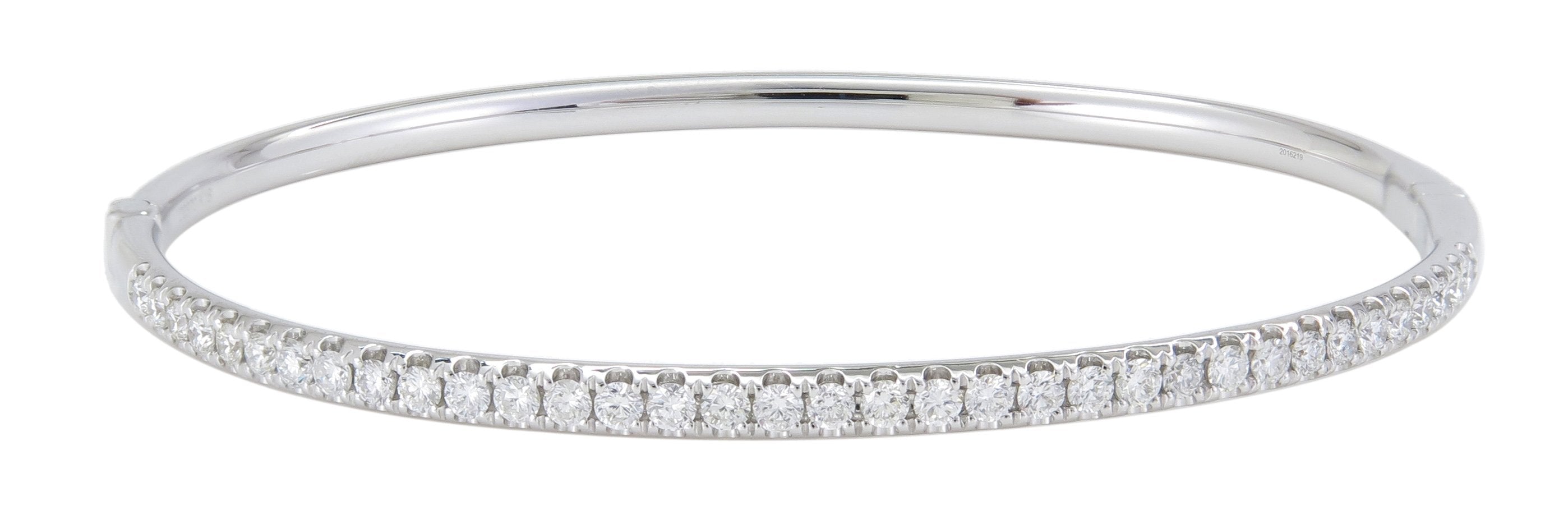 18kt White Gold Diamond Bangle