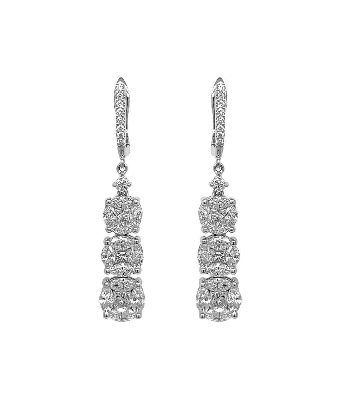 18kt White Gold Diamond Earrings