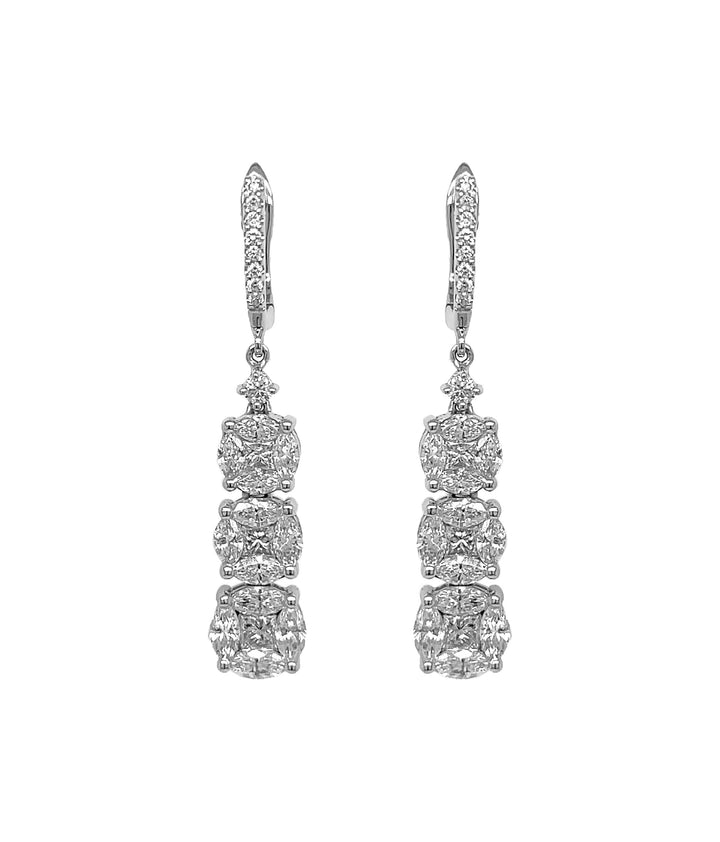 18kt White Gold Diamond Earrings