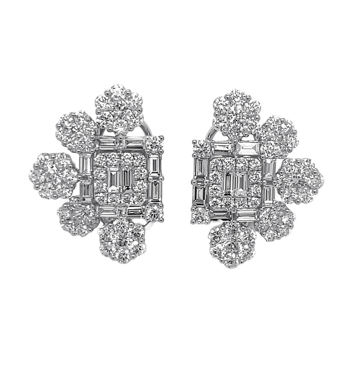 18kt White Gold Diamond Earrings