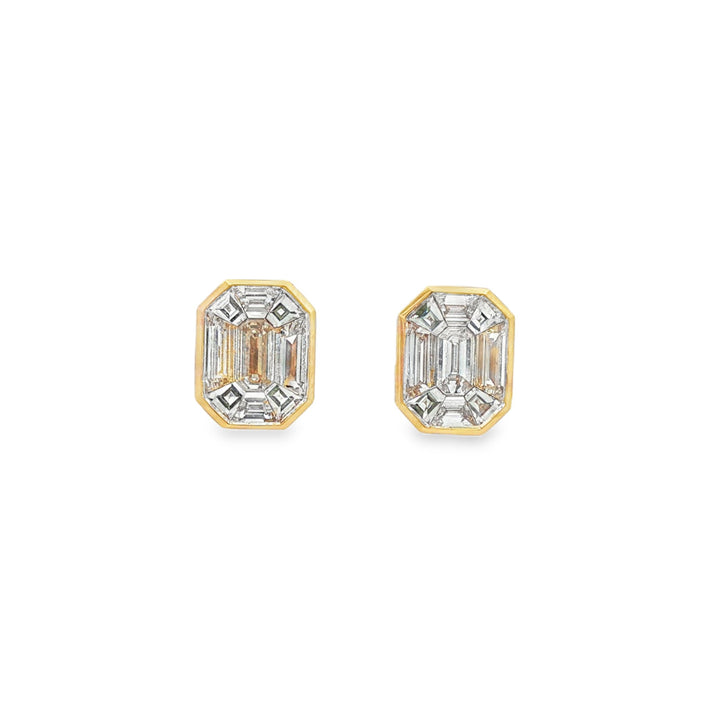18kt Yellow Gold Diamond Earrings