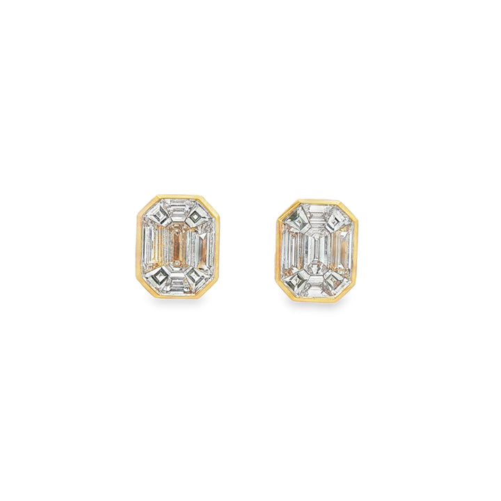 18kt Yellow Gold Diamond Earrings