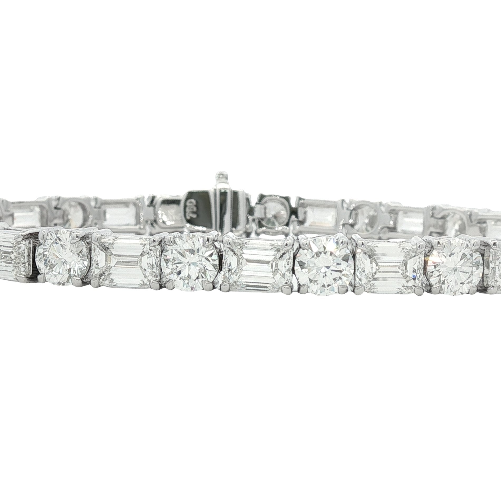 18kt White Gold GIA Certified Diamond Tennis Bracelet