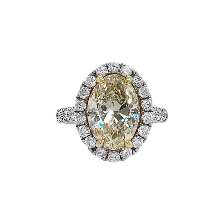 18kt White Gold Diamond and Yellow Diamond Ring