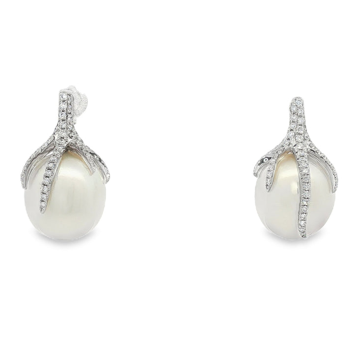 18kt White Gold Diamond And Pearl Earrings