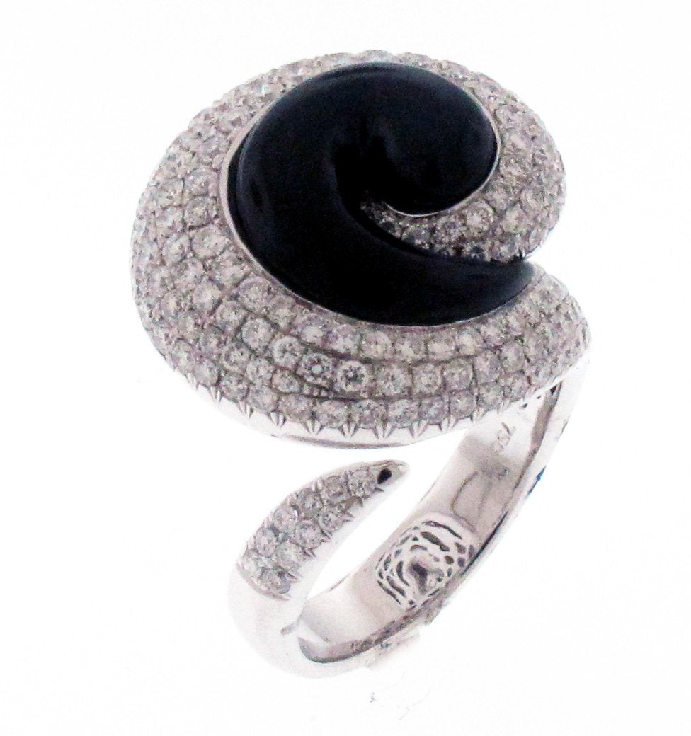 18kt White Gold Onyx Ring