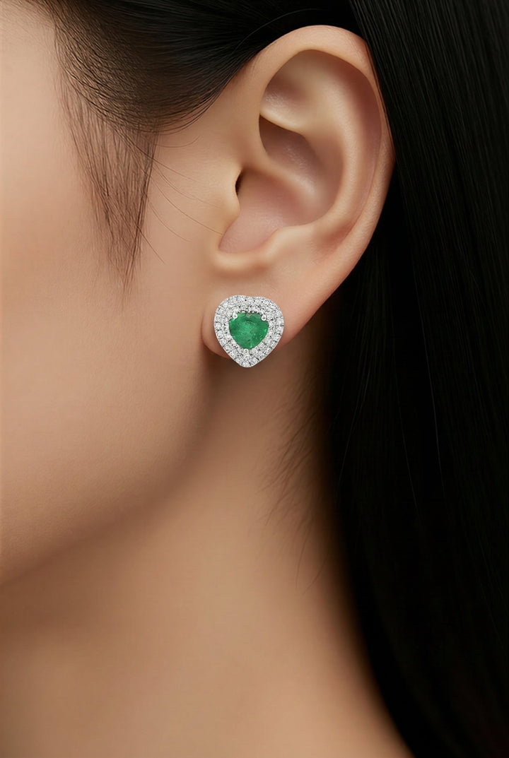 18kt White Gold Diamond And Green Emerald Earrings