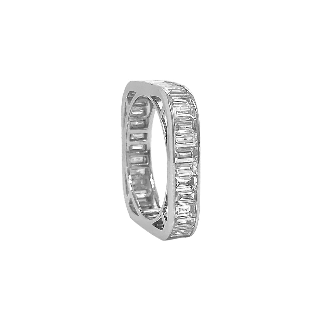 18kt White Gold Diamond Ring
