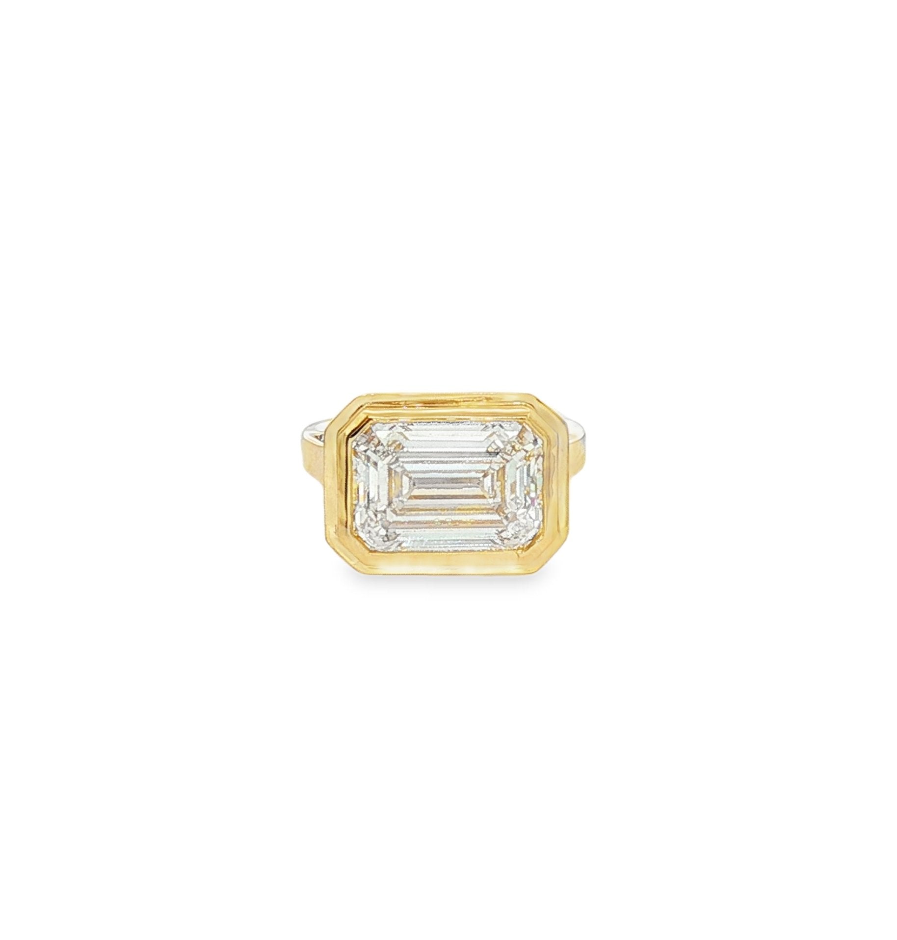 14kt Yellow Gold Lab Diamond Ring