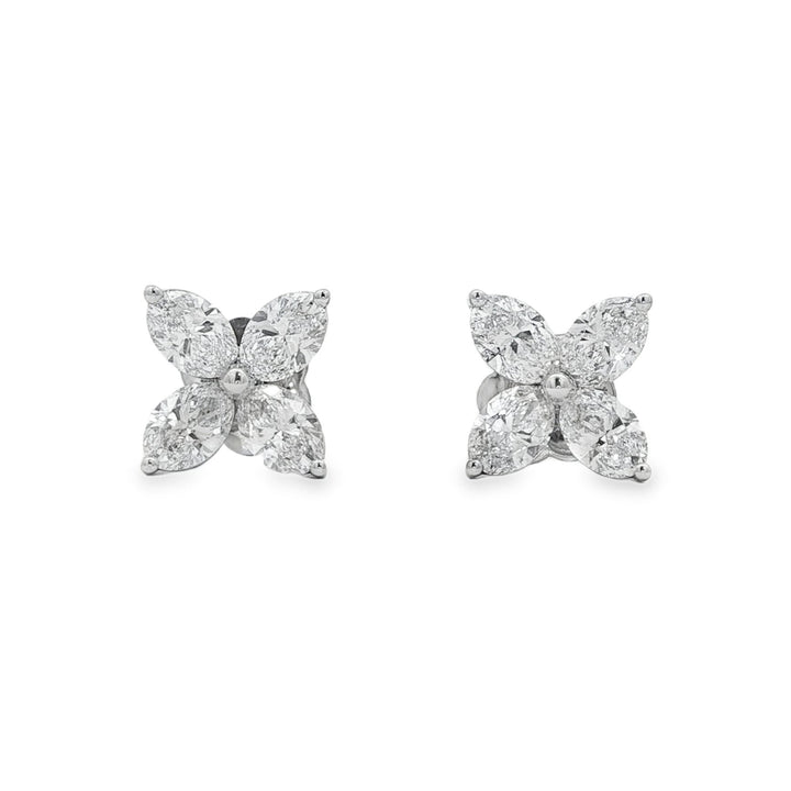 14kt White Gold Diamond Earring