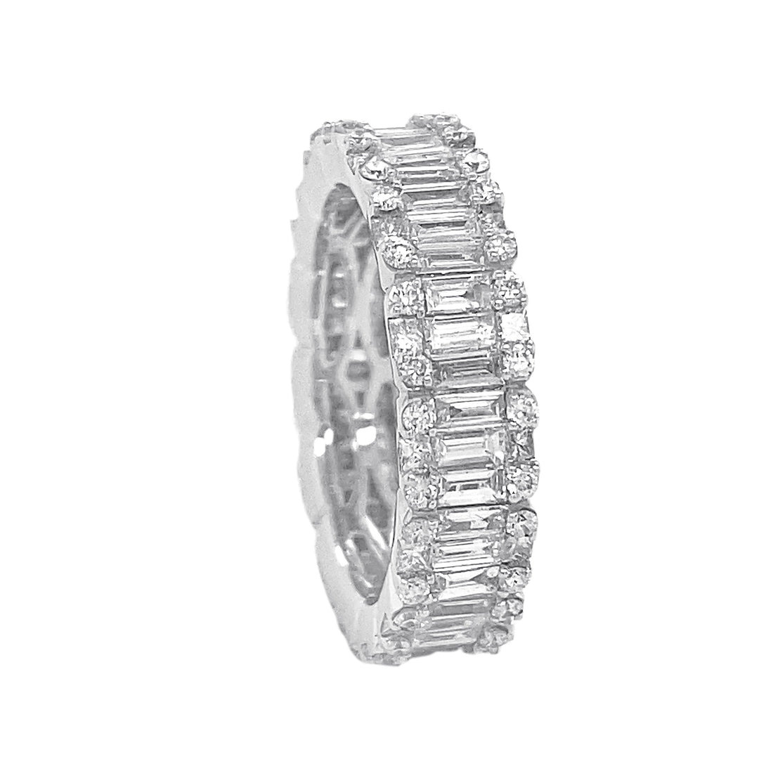 18kt White Gold Diamond Eternity Band