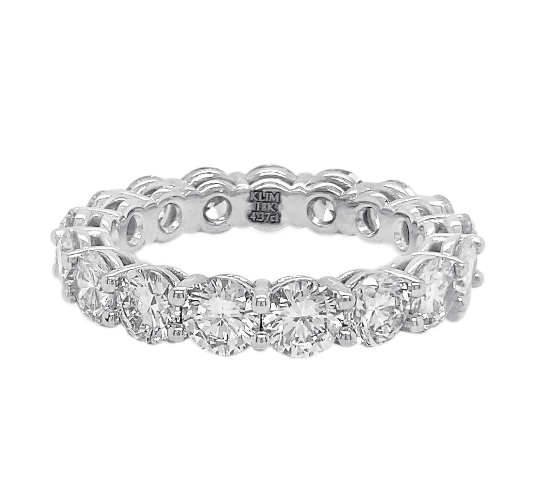 18kt White Gold Diamond Eternity Band