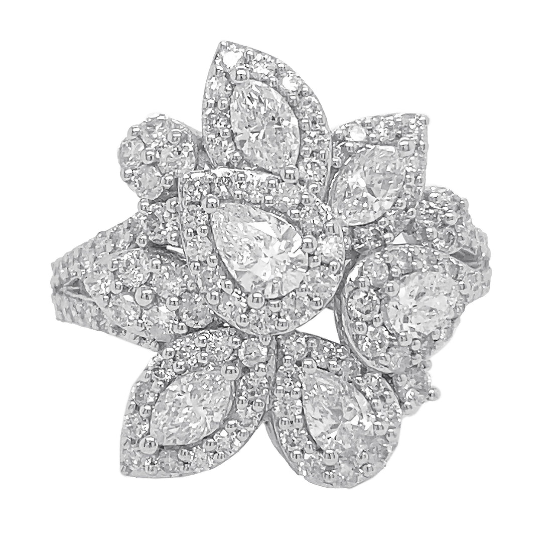 18kt White Gold Diamond Ring