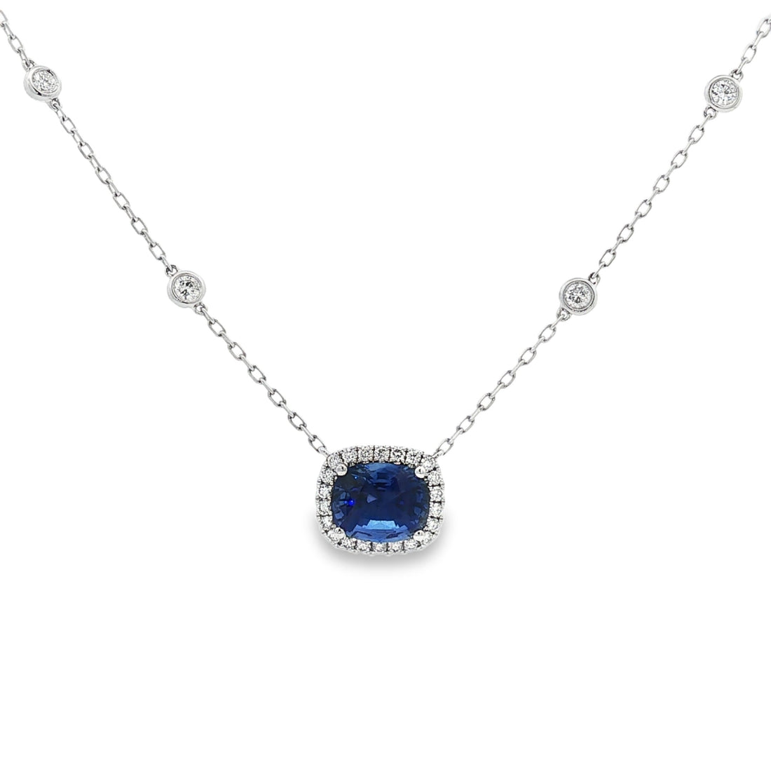 18kt White Gold Diamond And GIA Certified Sapphire Pendant
