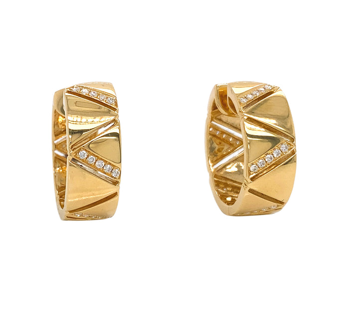 18kt Yellow Gold Diamond Earrings