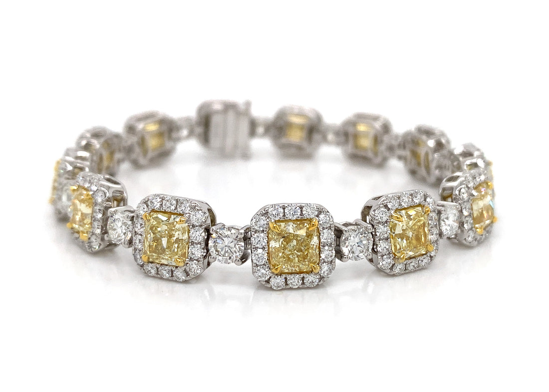 18kt White Gold GIA Certified Yellow Diamond Bracelet