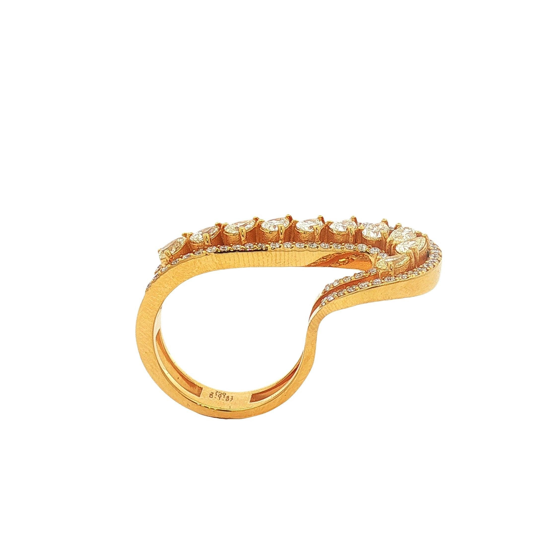 18kt Yellow Gold Diamond And Yellow Diamond Ring