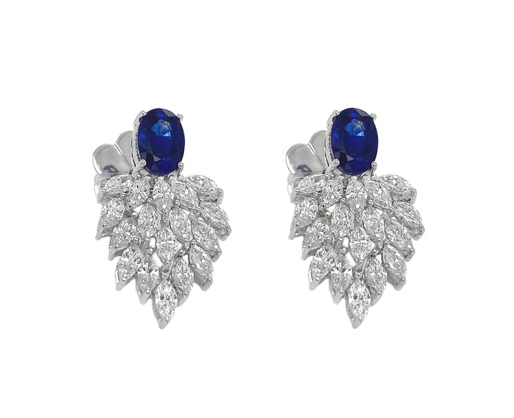 18kt White Gold Diamond Earrings